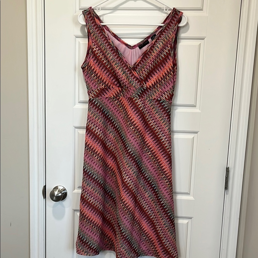 New York & Company Red Sleeveless V-Neck Sundress